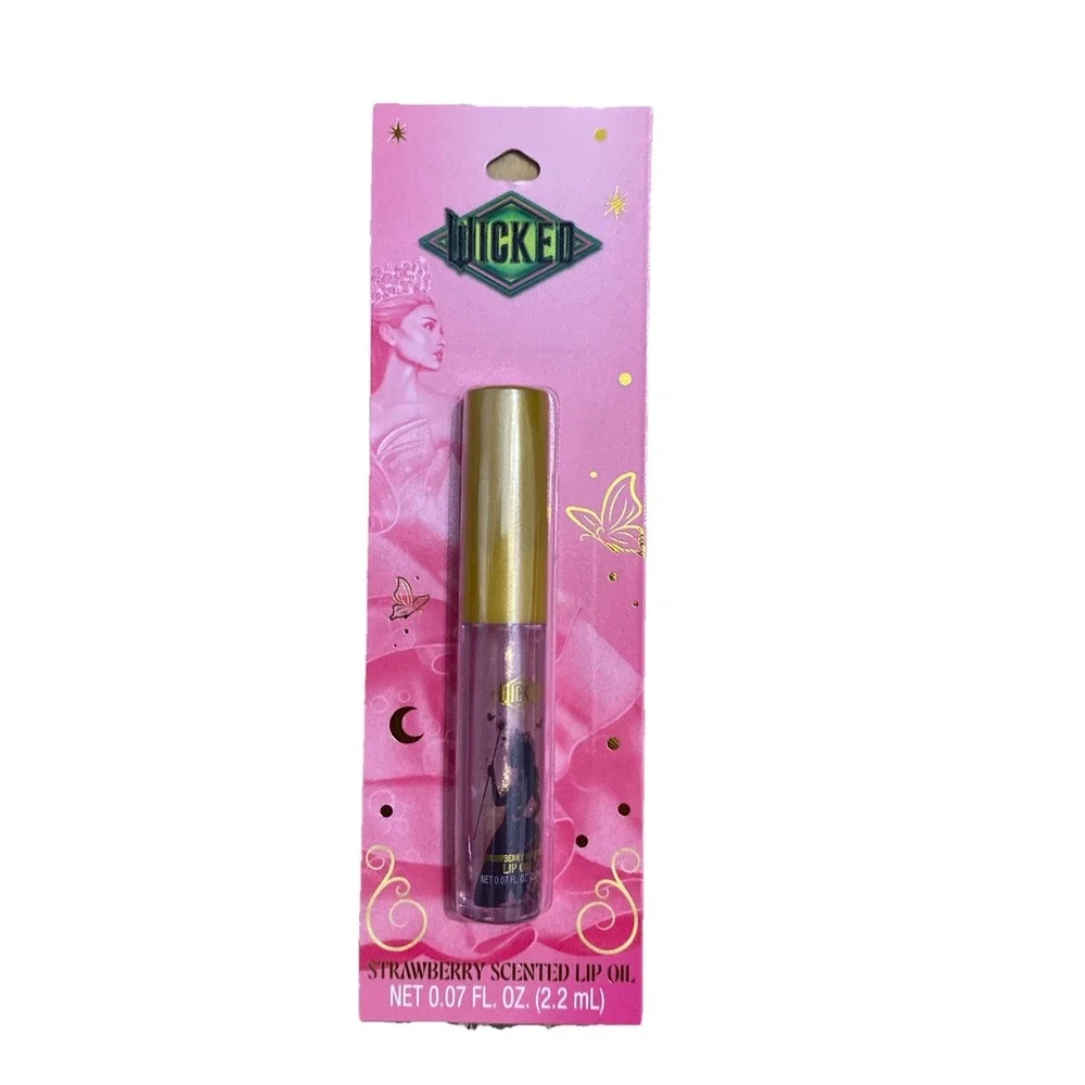 Universal wicked lip